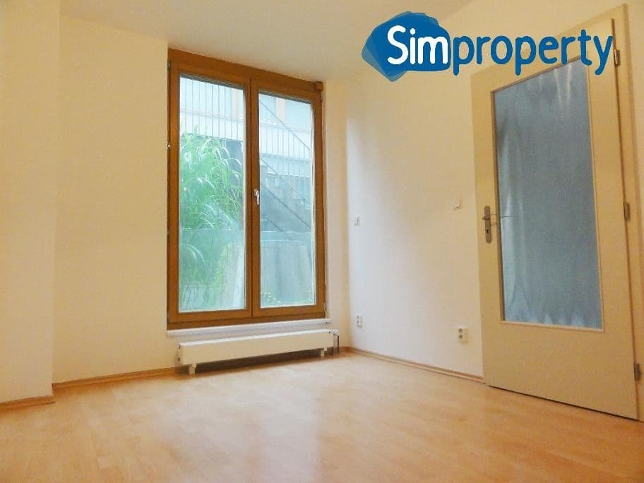 3 bedroom flat to rent, 69 m², Štítného, Prague, Prague 3 bedroom flat to rent, 69 m², Štítného, Prague, Prague