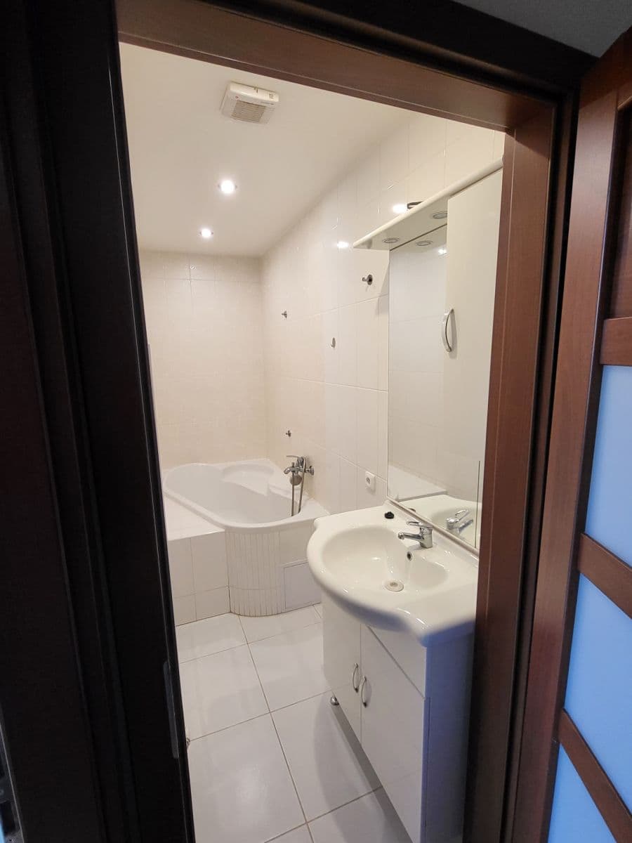Small studio flat to rent, 30 m², Palachova, Ústí nad Labem, Ústecký Region Small studio flat to rent, 30 m², Palachova, Ústí nad Labem, Ústecký Region