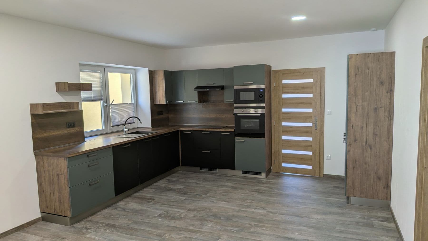 2 bedroom with open-plan kitchen flat to rent, 85 m², Na Letné, Náchod, Královéhradecký Region 2 bedroom with open-plan kitchen flat to rent, 85 m², Na Letné, Náchod, Královéhradecký Region