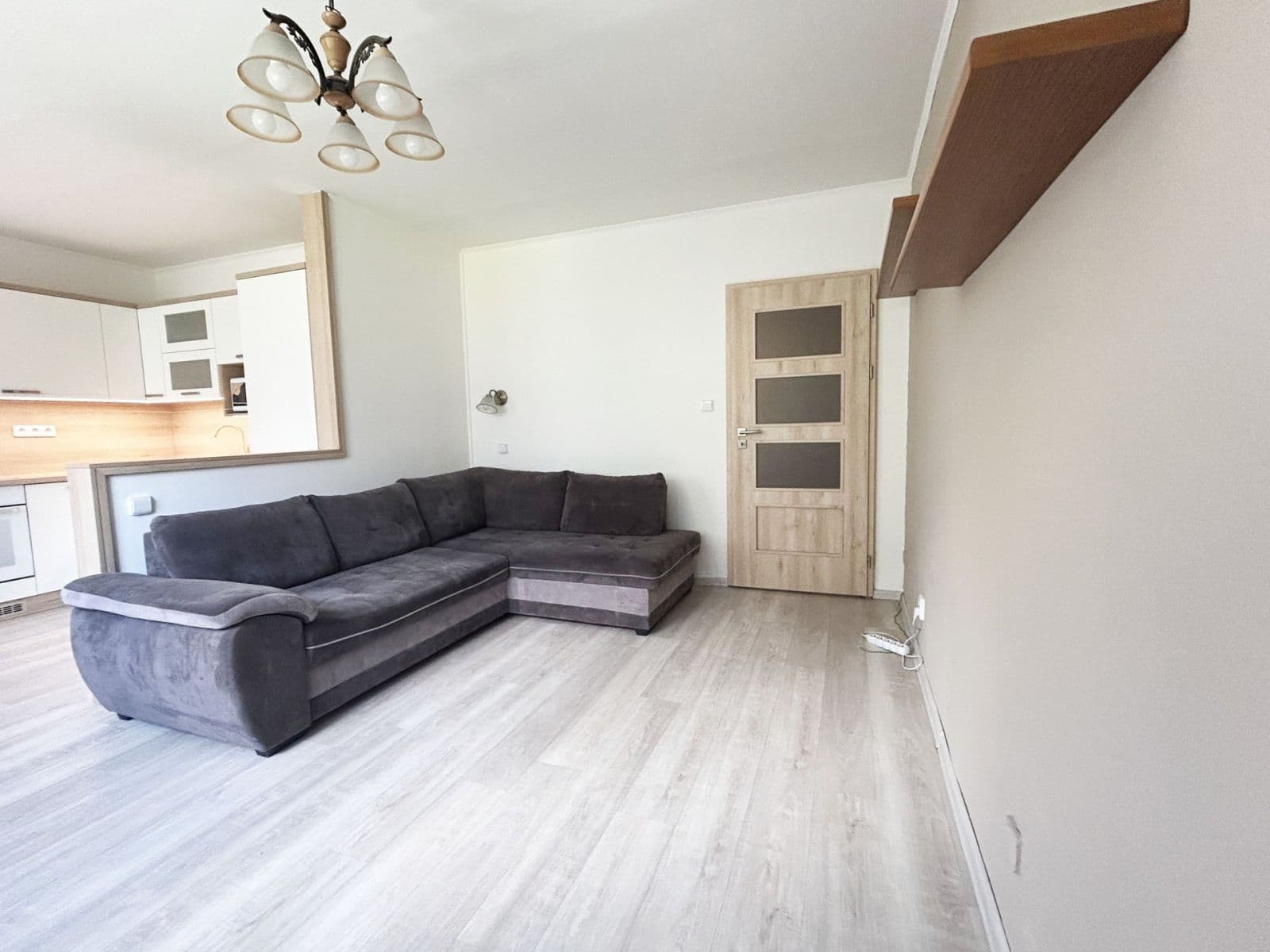 2 bedroom with open-plan kitchen flat to rent, 56 m², Ostravská, Kladno, Středočeský Region 2 bedroom with open-plan kitchen flat to rent, 56 m², Ostravská, Kladno, Středočeský Region