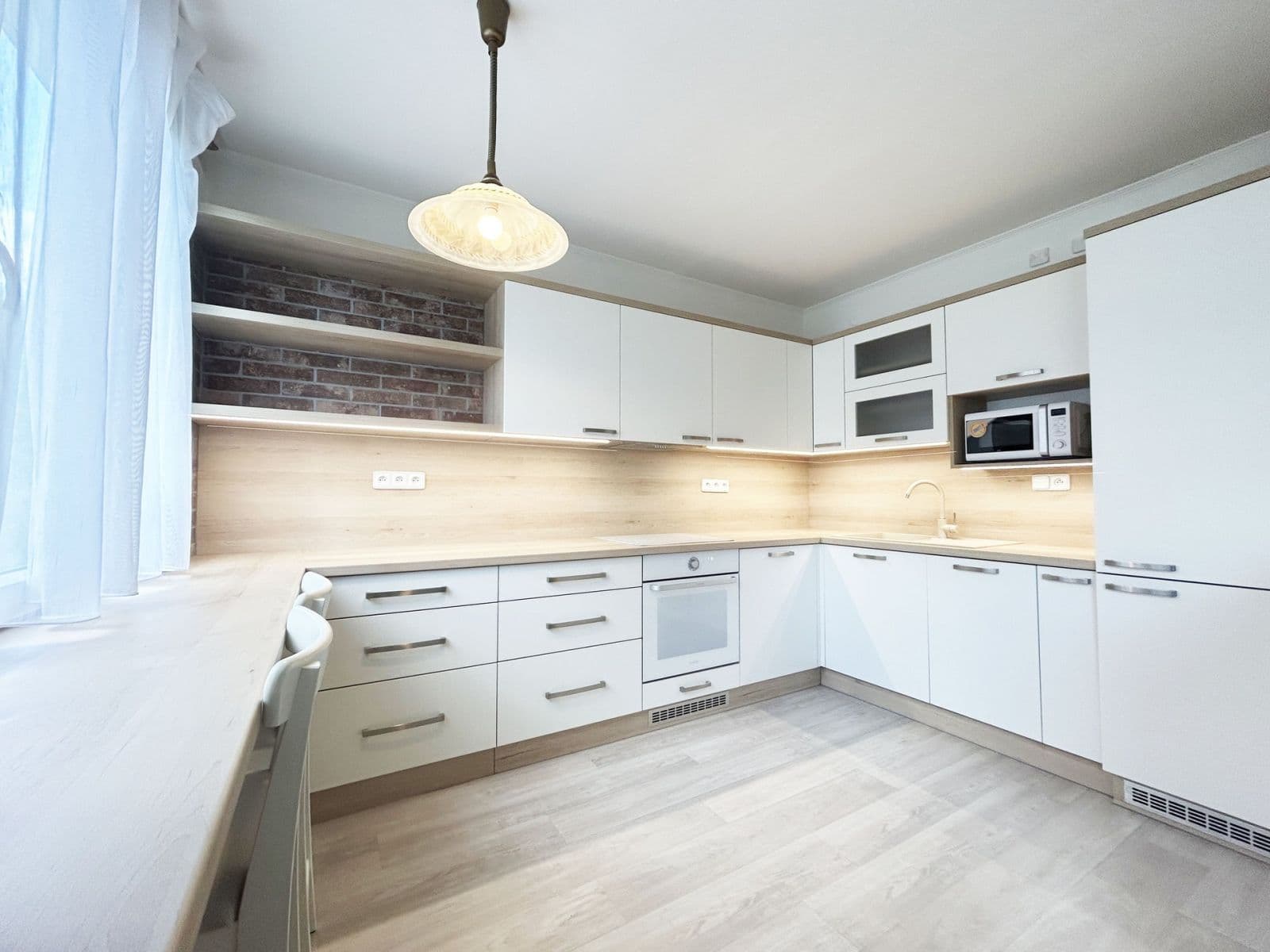2 bedroom with open-plan kitchen flat to rent, 56 m², Ostravská, Kladno, Středočeský Region 2 bedroom with open-plan kitchen flat to rent, 56 m², Ostravská, Kladno, Středočeský Region