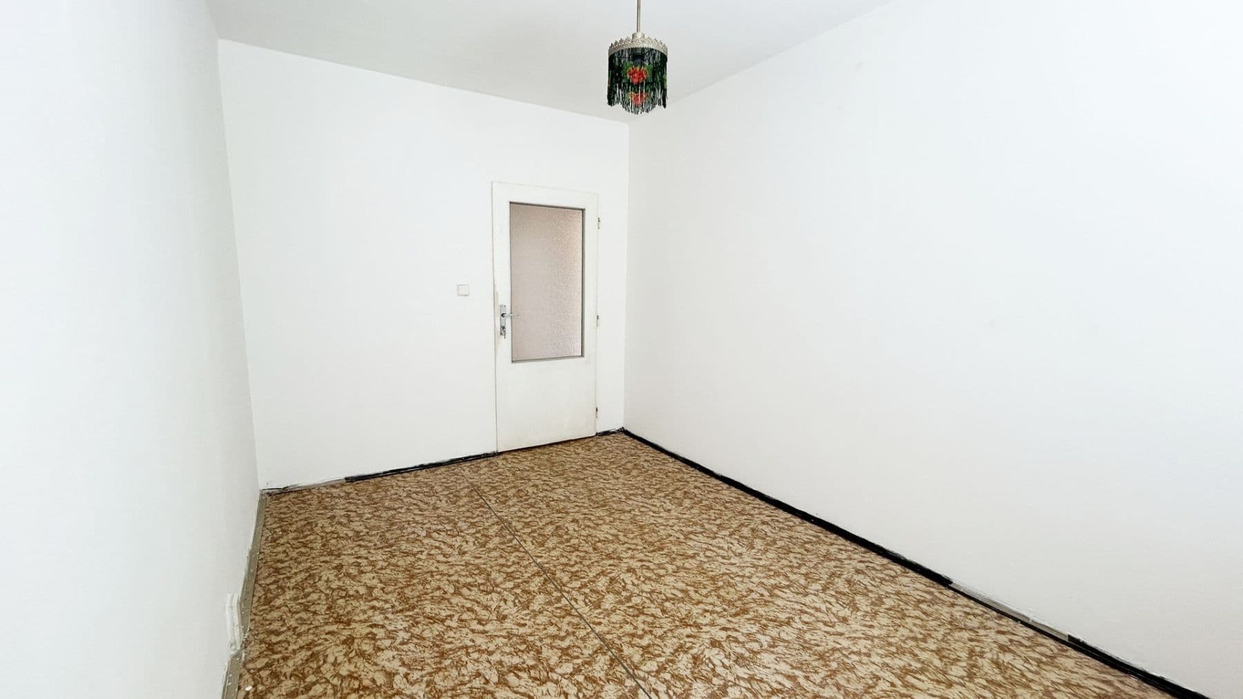 1 bedroom with open-plan kitchen flat to rent, 44 m², Horákova, Prague, Prague 1 bedroom with open-plan kitchen flat to rent, 44 m², Horákova, Prague, Prague