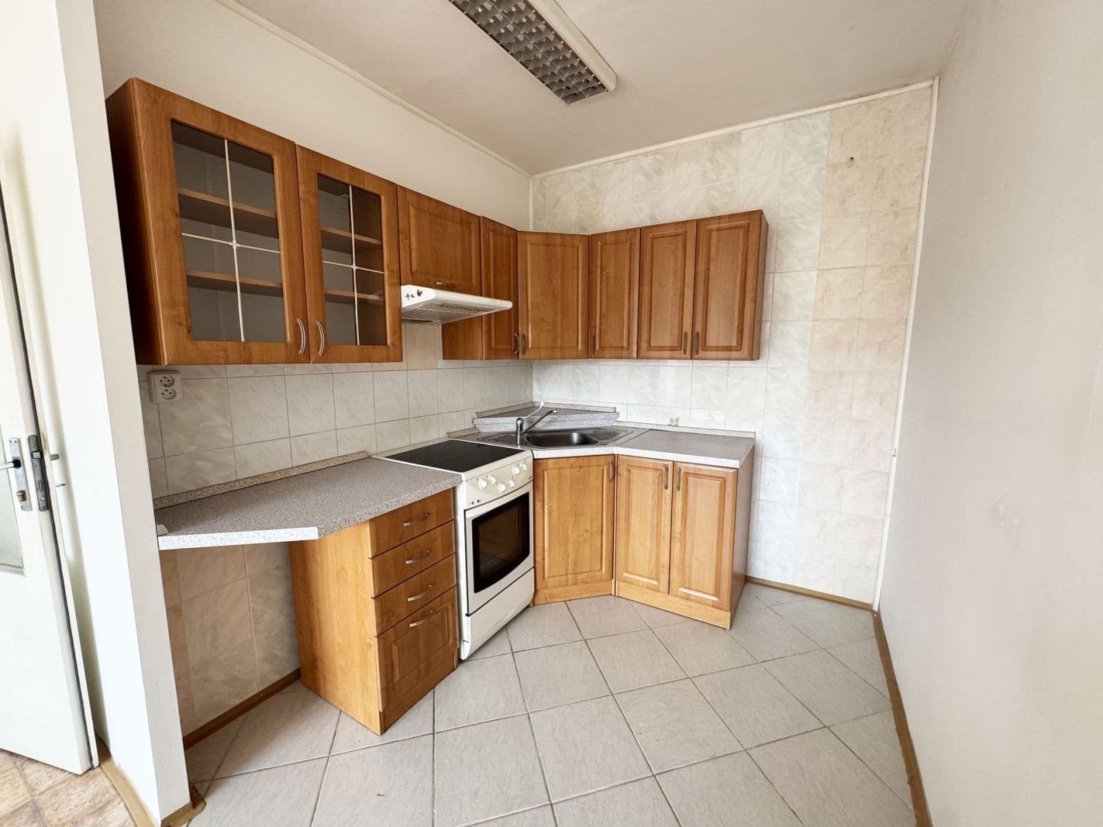 1 bedroom with open-plan kitchen flat to rent, 44 m², Horákova, Prague, Prague 1 bedroom with open-plan kitchen flat to rent, 44 m², Horákova, Prague, Prague