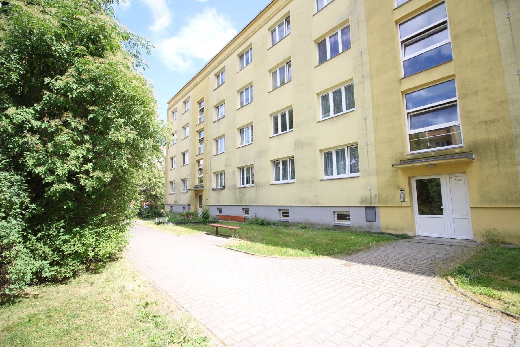 1 bedroom with open-plan kitchen flat to rent, 73 m², Vitry, Kladno, Středočeský Region 1 bedroom with open-plan kitchen flat to rent, 73 m², Vitry, Kladno, Středočeský Region