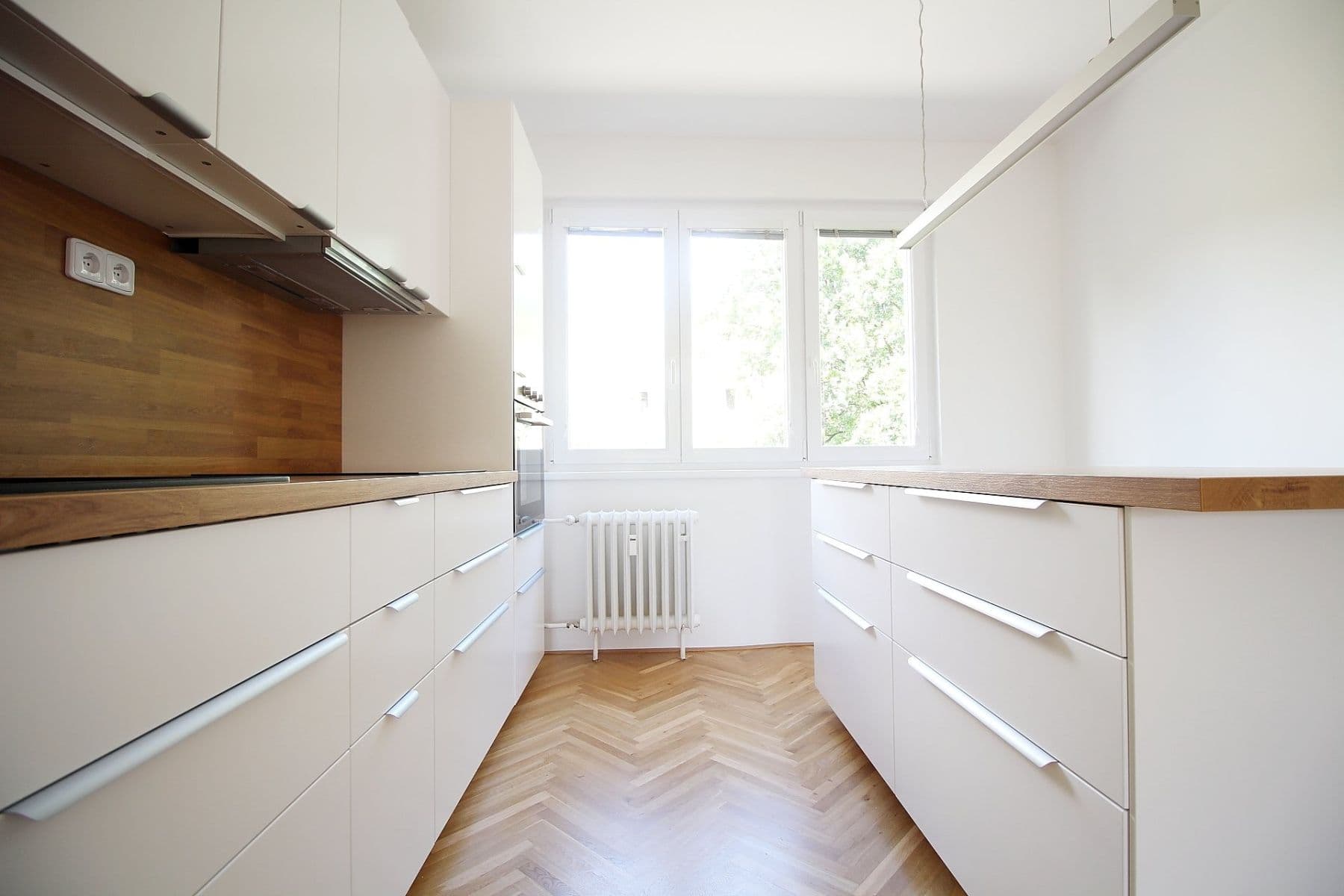 1 bedroom with open-plan kitchen flat to rent, 73 m², Vitry, Kladno, Středočeský Region 1 bedroom with open-plan kitchen flat to rent, 73 m², Vitry, Kladno, Středočeský Region