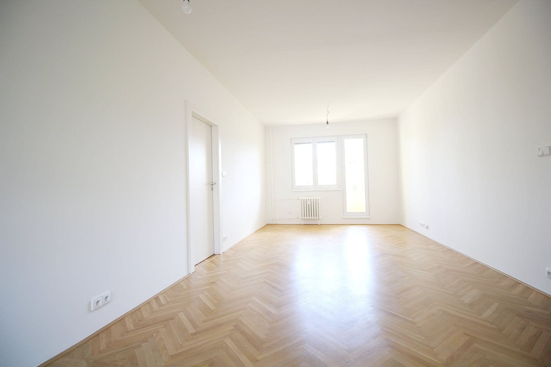 1 bedroom with open-plan kitchen flat to rent, 73 m², Vitry, Kladno, Středočeský Region 1 bedroom with open-plan kitchen flat to rent, 73 m², Vitry, Kladno, Středočeský Region