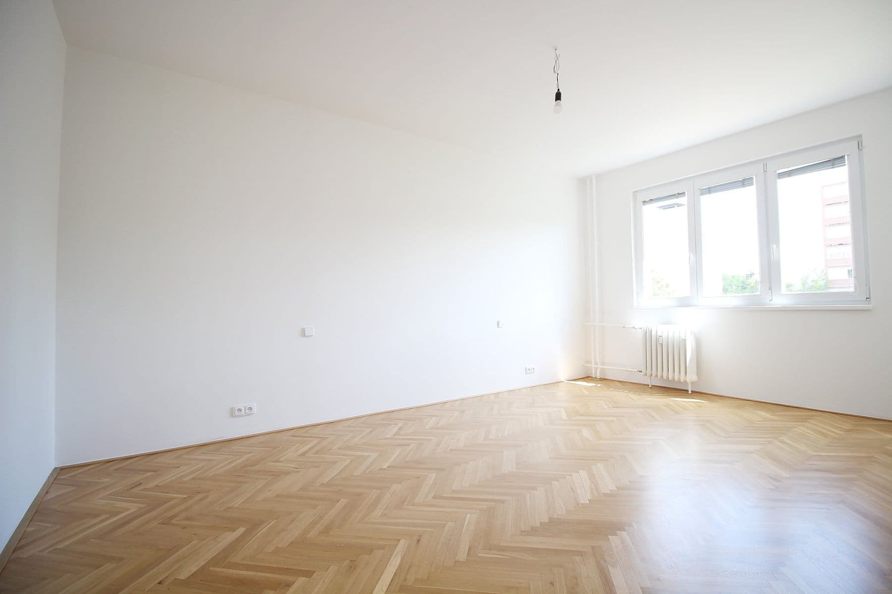 1 bedroom with open-plan kitchen flat to rent, 73 m², Vitry, Kladno, Středočeský Region 1 bedroom with open-plan kitchen flat to rent, 73 m², Vitry, Kladno, Středočeský Region
