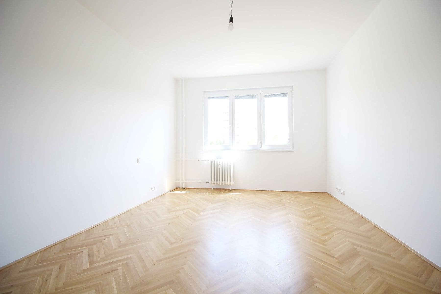 1 bedroom with open-plan kitchen flat to rent, 73 m², Vitry, Kladno, Středočeský Region 1 bedroom with open-plan kitchen flat to rent, 73 m², Vitry, Kladno, Středočeský Region