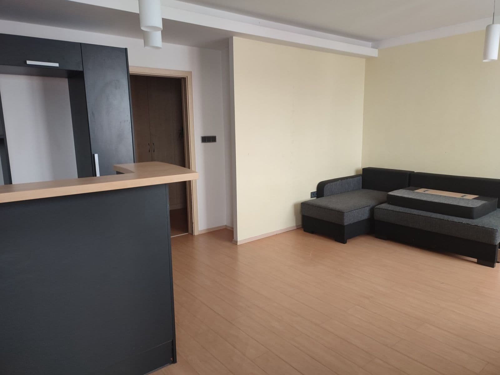 1 bedroom with open-plan kitchen flat to rent, 56 m², Tyršovo náměstí, Chrudim, Pardubický Region 1 bedroom with open-plan kitchen flat to rent, 56 m², Tyršovo náměstí, Chrudim, Pardubický Region