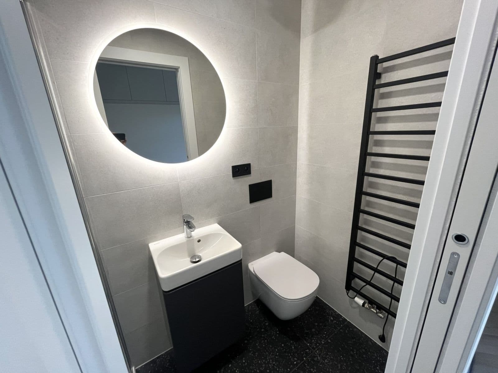 Studio flat to rent, 18 m², Bořivojova, Prague, Prague Studio flat to rent, 18 m², Bořivojova, Prague, Prague