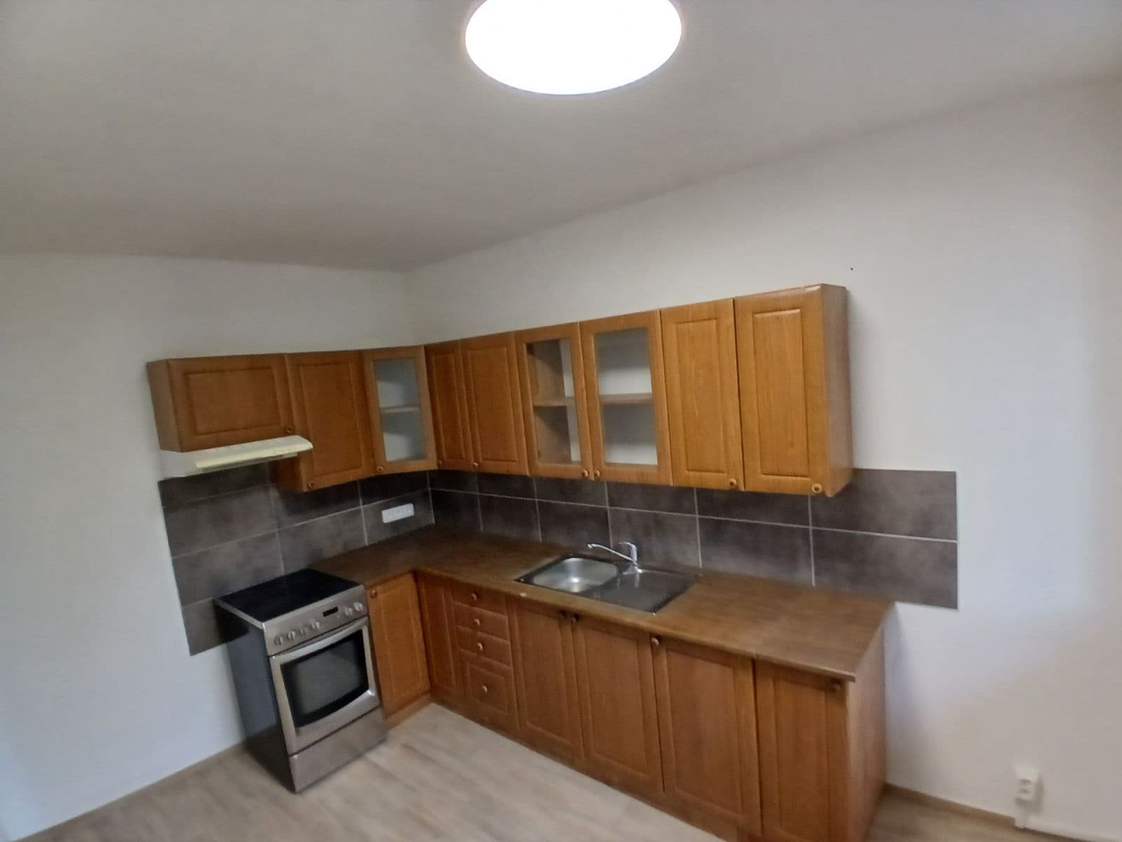 3 bedroom flat to rent, 55 m², K. H. Borovského, Most, Ústecký Region 3 bedroom flat to rent, 55 m², K. H. Borovského, Most, Ústecký Region