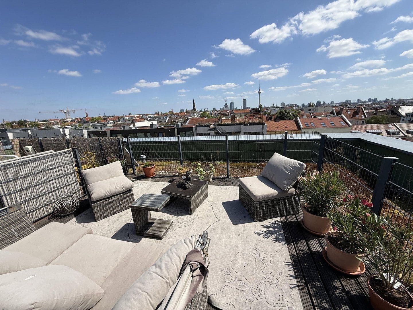 2 bedroom with open-plan kitchen flat to rent, 135 m², Berlin, Berlin 2 bedroom with open-plan kitchen flat to rent, 135 m², Berlin, Berlin