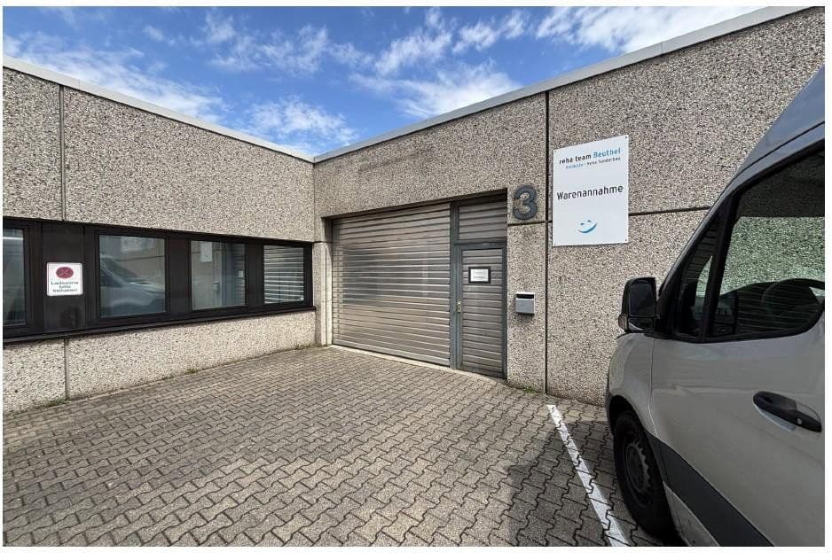 non-residential property to rent, 530 m², Raiffeisenstr. 3a, Langenfeld (Rheinland), North Rhine-Westphalia non-residential property to rent, 530 m², Raiffeisenstr. 3a, Langenfeld (Rheinland), North Rhine-Westphalia