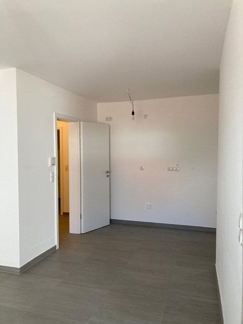 3 bedroom flat to rent, 72 m², Ffrankenthal, Rhineland-Palatinate 3 bedroom flat to rent, 72 m², Ffrankenthal, Rhineland-Palatinate