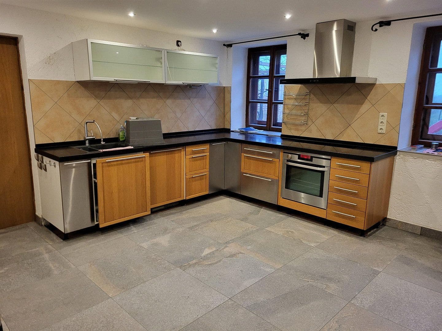 flat to rent, 305 m², Oberhausen, Bavaria flat to rent, 305 m², Oberhausen, Bavaria