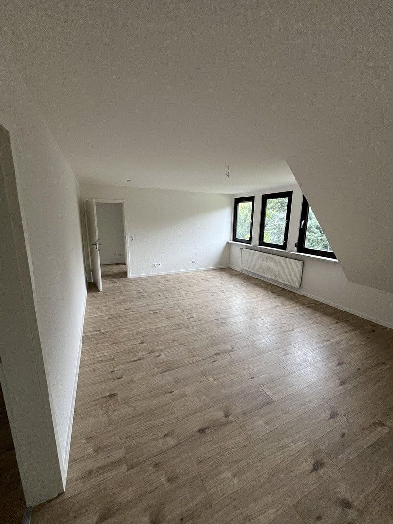 3 bedroom with open-plan kitchen flat for sale, 84 m², Kiwittenberg 43, Oberhausen, North Rhine-Westphalia 3 bedroom with open-plan kitchen flat for sale, 84 m², Kiwittenberg 43, Oberhausen, North Rhine-Westphalia