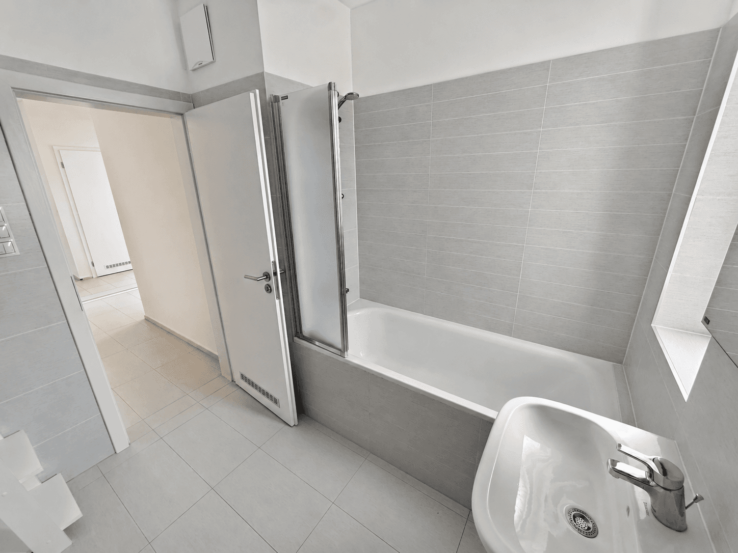1 bedroom with open-plan kitchen flat to rent, 59 m², Pod Stolovou horou, Prague, Prague 1 bedroom with open-plan kitchen flat to rent, 59 m², Pod Stolovou horou, Prague, Prague