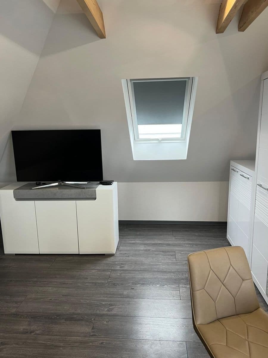 Studio flat to rent, 40 m², U Svodnice, Prague, Prague Studio flat to rent, 40 m², U Svodnice, Prague, Prague