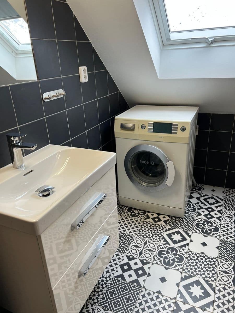 Studio flat to rent, 40 m², U Svodnice, Prague, Prague Studio flat to rent, 40 m², U Svodnice, Prague, Prague