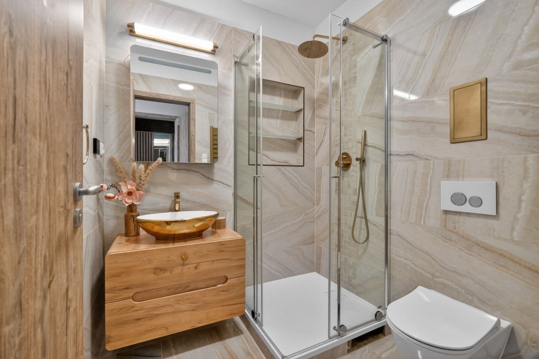3 bedroom with open-plan kitchen flat for sale, 122 m², Ferrariho, Prague, Prague 3 bedroom with open-plan kitchen flat for sale, 122 m², Ferrariho, Prague, Prague