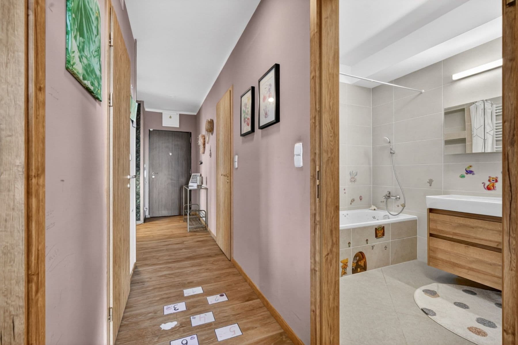 3 bedroom with open-plan kitchen flat for sale, 122 m², Ferrariho, Prague, Prague 3 bedroom with open-plan kitchen flat for sale, 122 m², Ferrariho, Prague, Prague