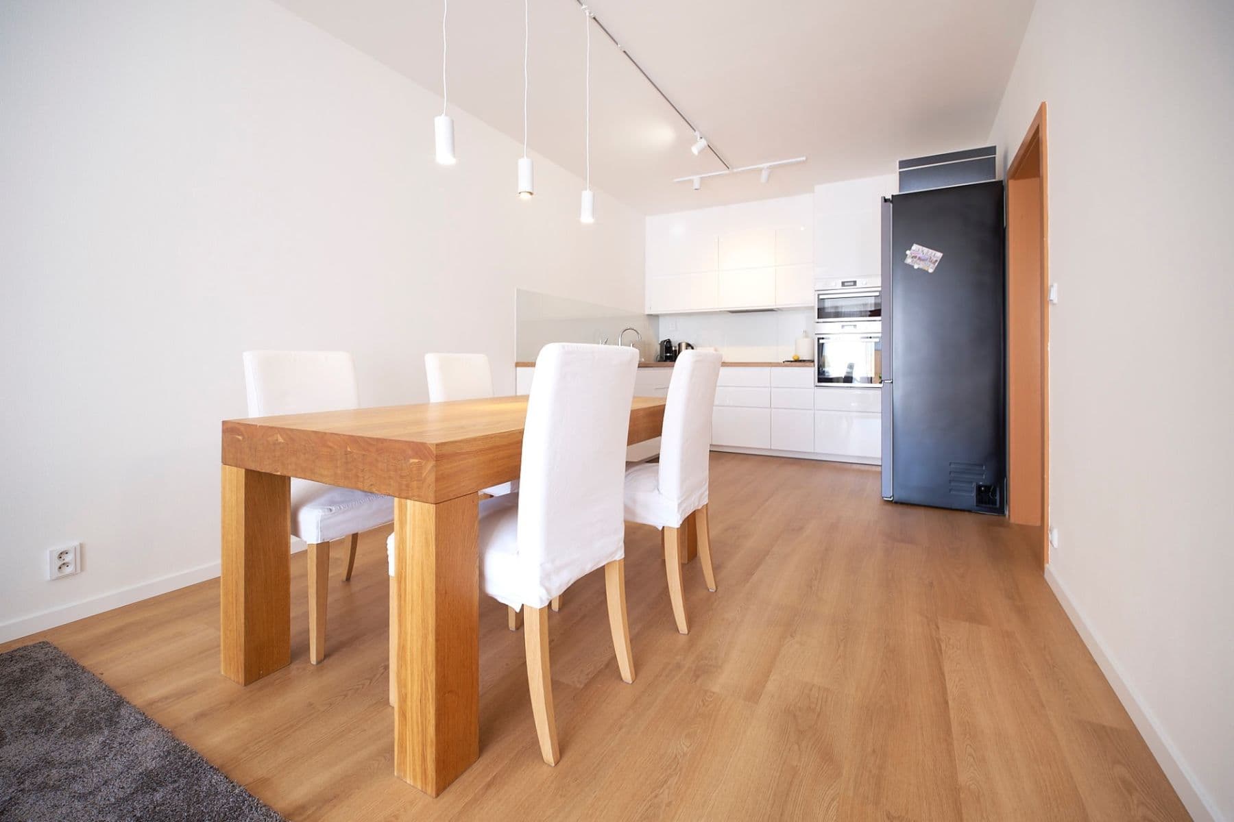 1 bedroom with open-plan kitchen flat to rent, 84 m², V Háji, Prague, Prague 1 bedroom with open-plan kitchen flat to rent, 84 m², V Háji, Prague, Prague