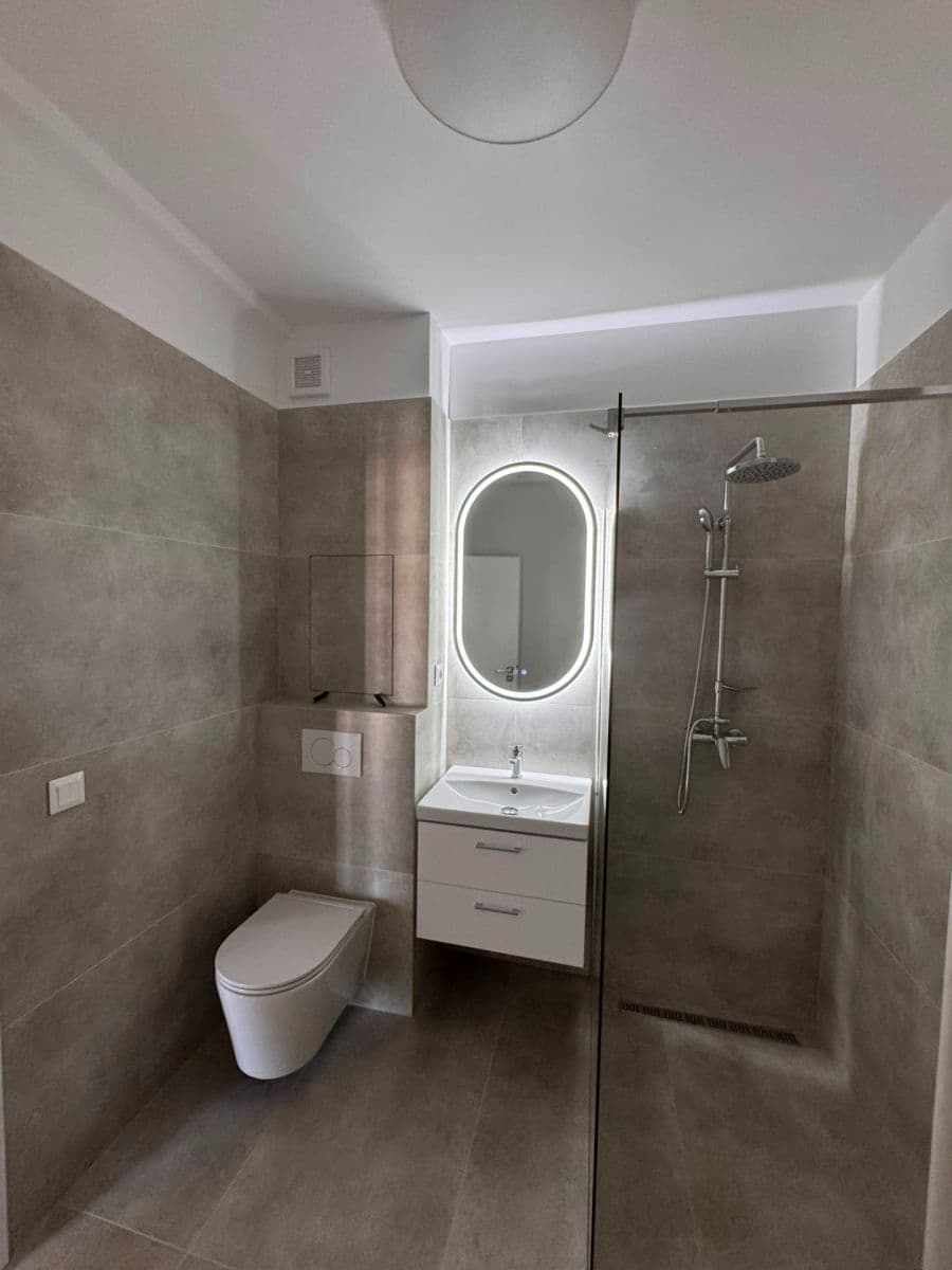 Small studio flat to rent, 16 m², Račianska, Nové Mesto, Bratislavský Region Small studio flat to rent, 16 m², Račianska, Nové Mesto, Bratislavský Region