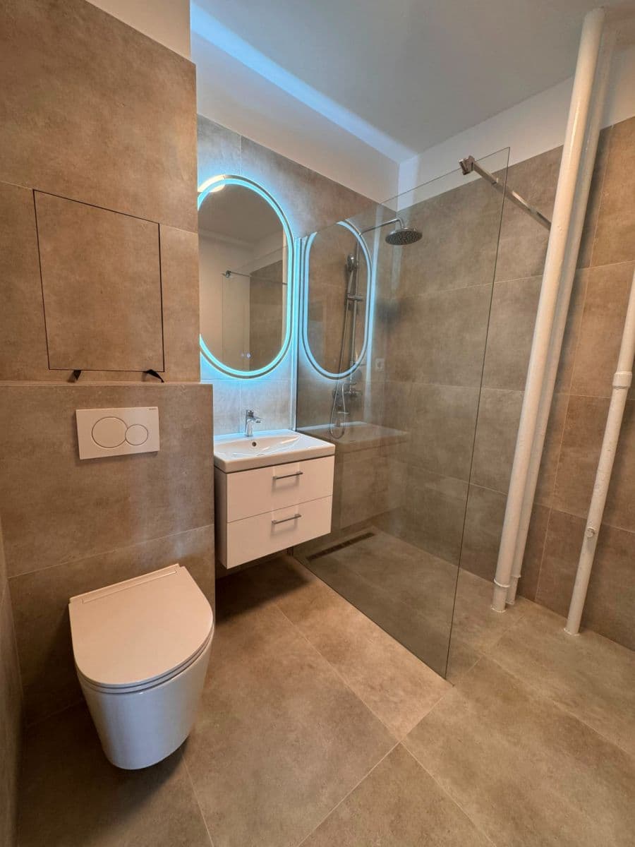 Small studio flat to rent, 16 m², Račianska, Nové Mesto, Bratislavský Region Small studio flat to rent, 16 m², Račianska, Nové Mesto, Bratislavský Region