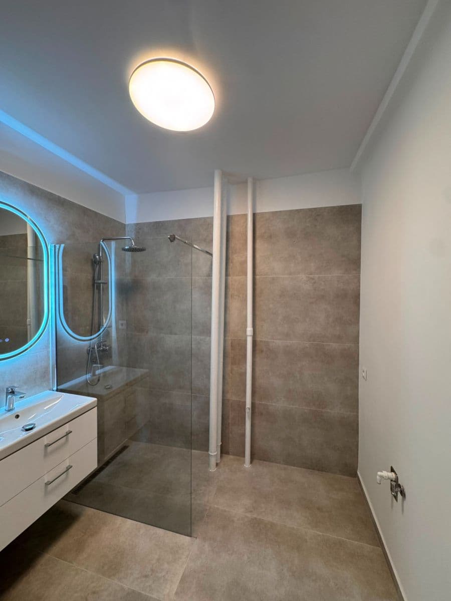 Small studio flat to rent, 16 m², Račianska, Nové Mesto, Bratislavský Region Small studio flat to rent, 16 m², Račianska, Nové Mesto, Bratislavský Region