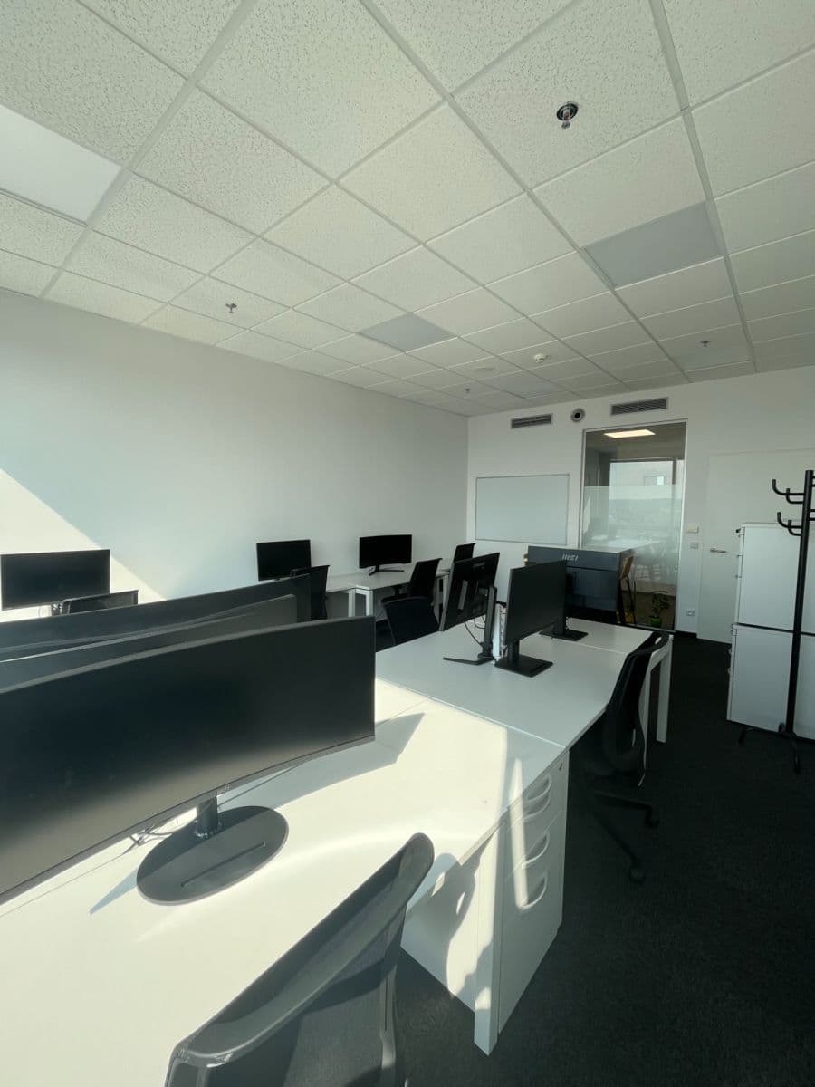 office to rent, 28 m², Jankovcova, Prague, Prague office to rent, 28 m², Jankovcova, Prague, Prague
