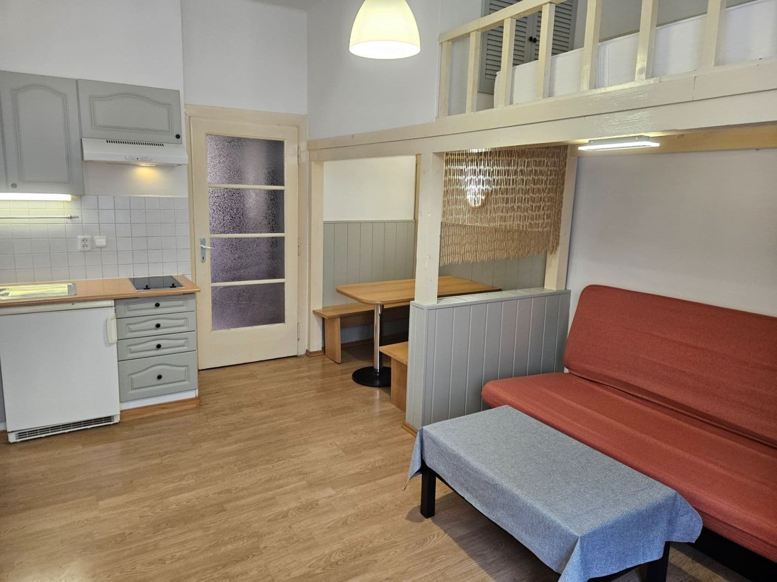 Studio flat to rent, 30 m², Truhlářská, Prague, Prague Studio flat to rent, 30 m², Truhlářská, Prague, Prague