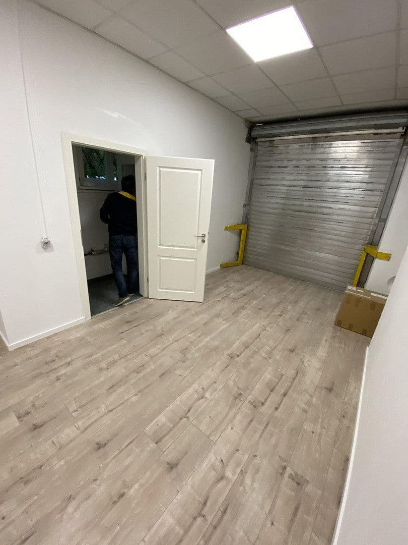 office to rent, 101 m², Alleestrasse 8, Neustadt an der Aisch, Bavaria office to rent, 101 m², Alleestrasse 8, Neustadt an der Aisch, Bavaria