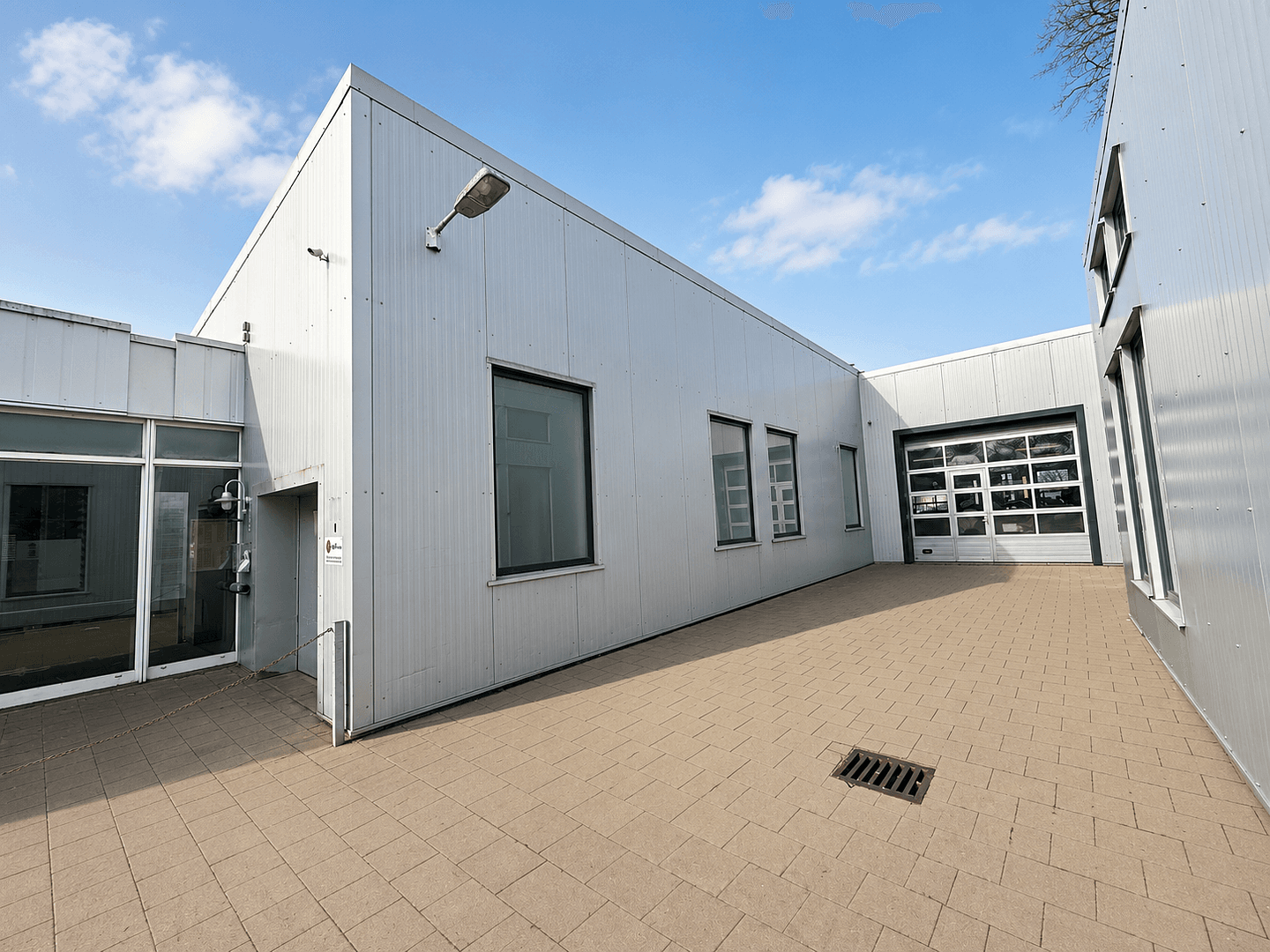 non-residential property to rent, 1,400 m², Osterweder Straße 5, Worpswede, Lower Saxony non-residential property to rent, 1,400 m², Osterweder Straße 5, Worpswede, Lower Saxony