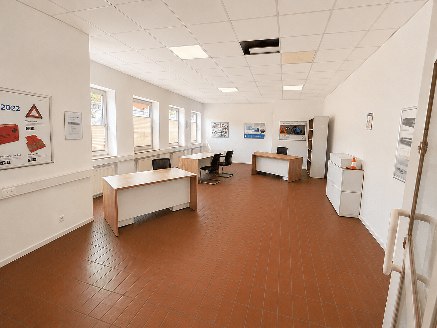 non-residential property to rent, 1,400 m², Osterweder Straße 5, Worpswede, Lower Saxony non-residential property to rent, 1,400 m², Osterweder Straße 5, Worpswede, Lower Saxony