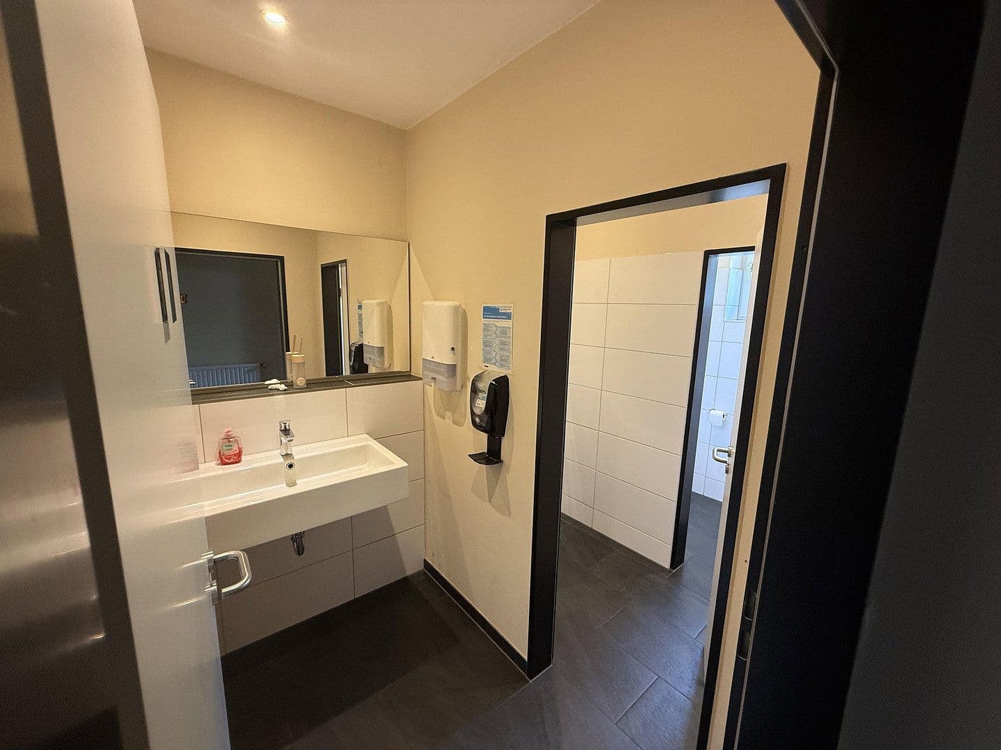 non-residential property to rent, 1,400 m², Osterweder Straße 5, Worpswede, Lower Saxony non-residential property to rent, 1,400 m², Osterweder Straße 5, Worpswede, Lower Saxony