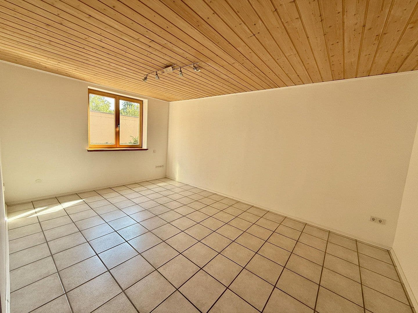3 bedroom flat for sale, 116 m², Wesseling, North Rhine-Westphalia 3 bedroom flat for sale, 116 m², Wesseling, North Rhine-Westphalia