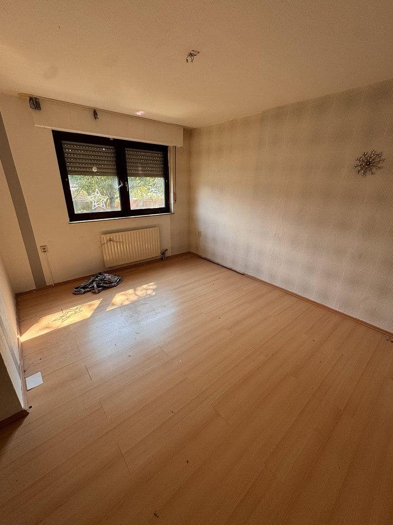 house for sale, 144 m², Krefeld Gellep-Stratum, North Rhine-Westphalia house for sale, 144 m², Krefeld Gellep-Stratum, North Rhine-Westphalia