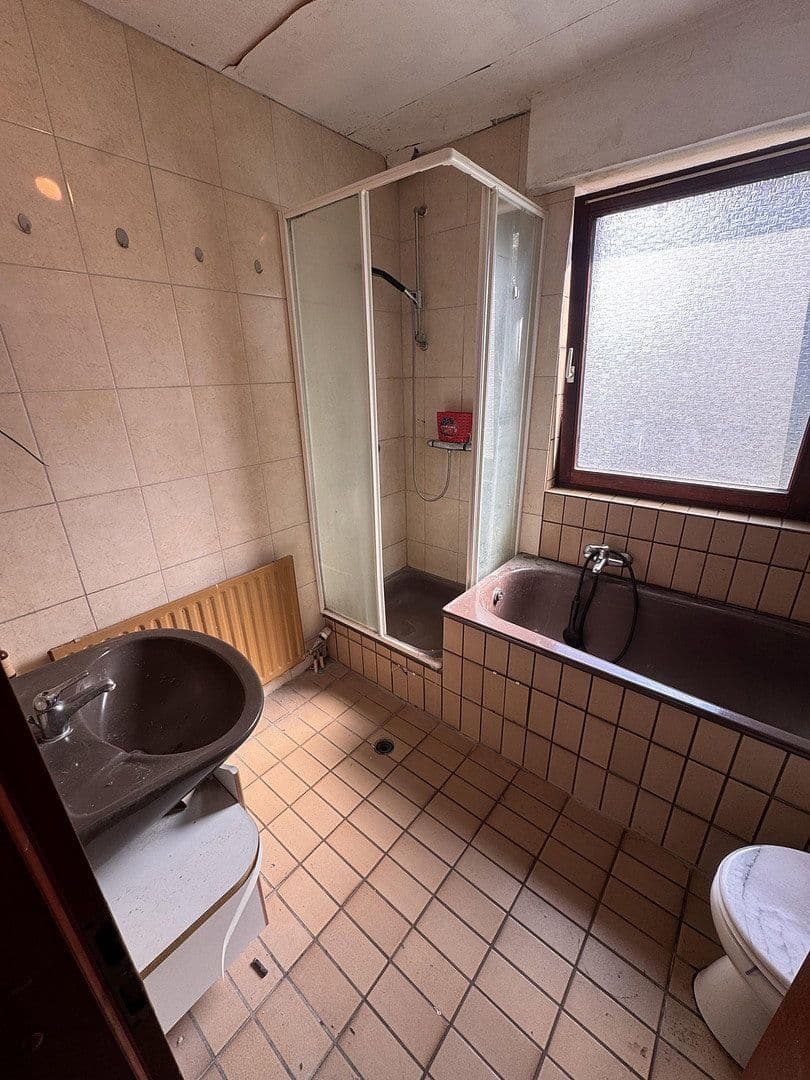 house for sale, 144 m², Krefeld Gellep-Stratum, North Rhine-Westphalia house for sale, 144 m², Krefeld Gellep-Stratum, North Rhine-Westphalia