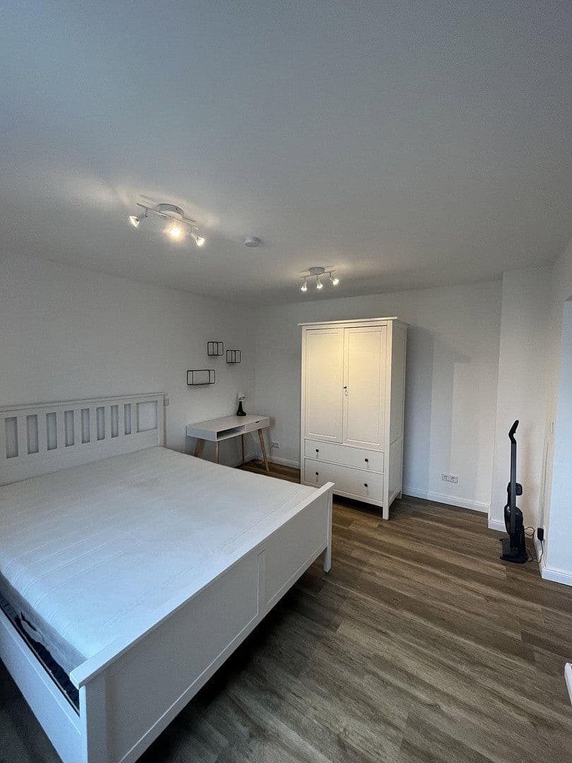 Studio flat to rent, 32 m², Ina-Ring 10, Herzogenaurach, Bavaria Studio flat to rent, 32 m², Ina-Ring 10, Herzogenaurach, Bavaria