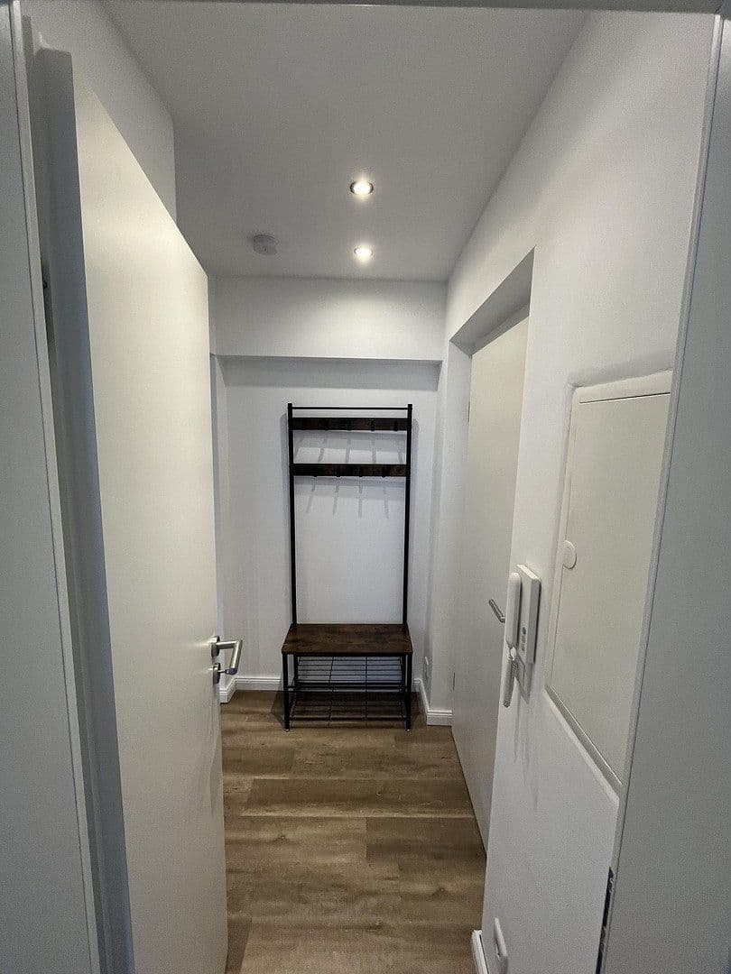 Studio flat to rent, 32 m², Ina-Ring 10, Herzogenaurach, Bavaria Studio flat to rent, 32 m², Ina-Ring 10, Herzogenaurach, Bavaria
