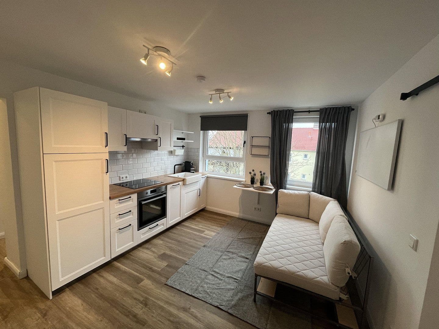 Studio flat to rent, 32 m², Ina-Ring 10, Herzogenaurach, Bavaria Studio flat to rent, 32 m², Ina-Ring 10, Herzogenaurach, Bavaria