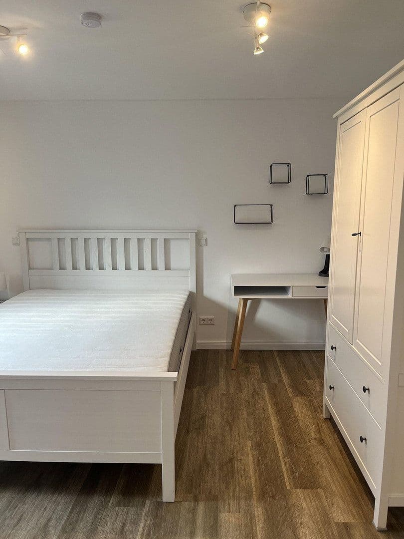 Studio flat to rent, 32 m², Ina-Ring 10, Herzogenaurach, Bavaria Studio flat to rent, 32 m², Ina-Ring 10, Herzogenaurach, Bavaria