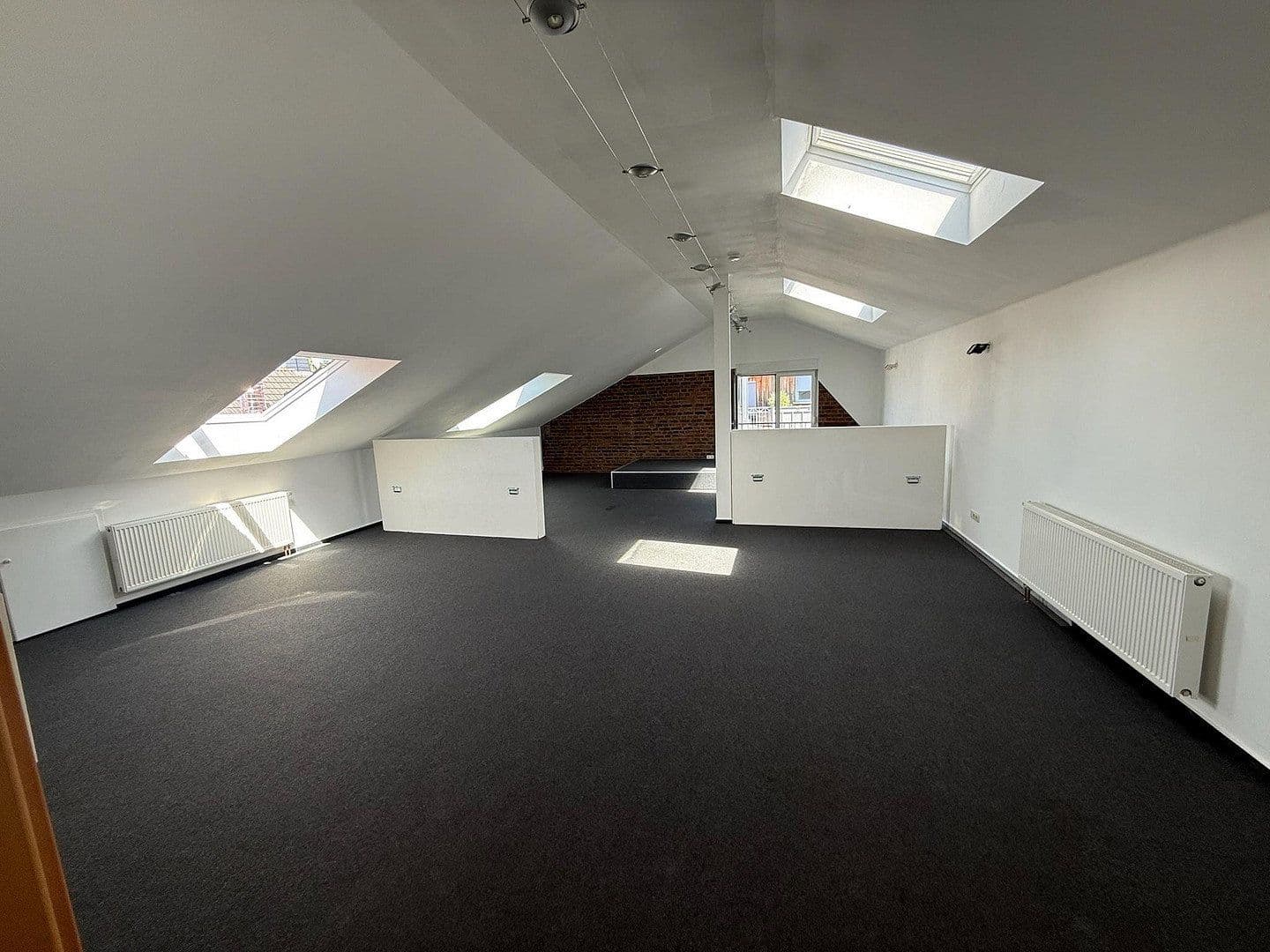 office to rent, 75 m², Höchster Straße 18a, Groß-Umstadt, Hesse office to rent, 75 m², Höchster Straße 18a, Groß-Umstadt, Hesse