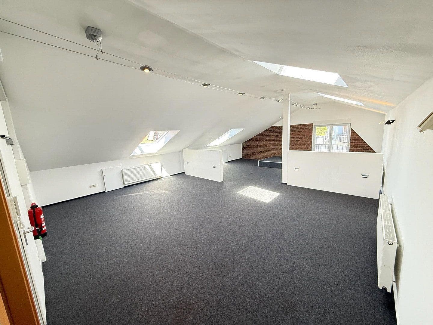 office to rent, 75 m², Höchster Straße 18a, Groß-Umstadt, Hesse office to rent, 75 m², Höchster Straße 18a, Groß-Umstadt, Hesse