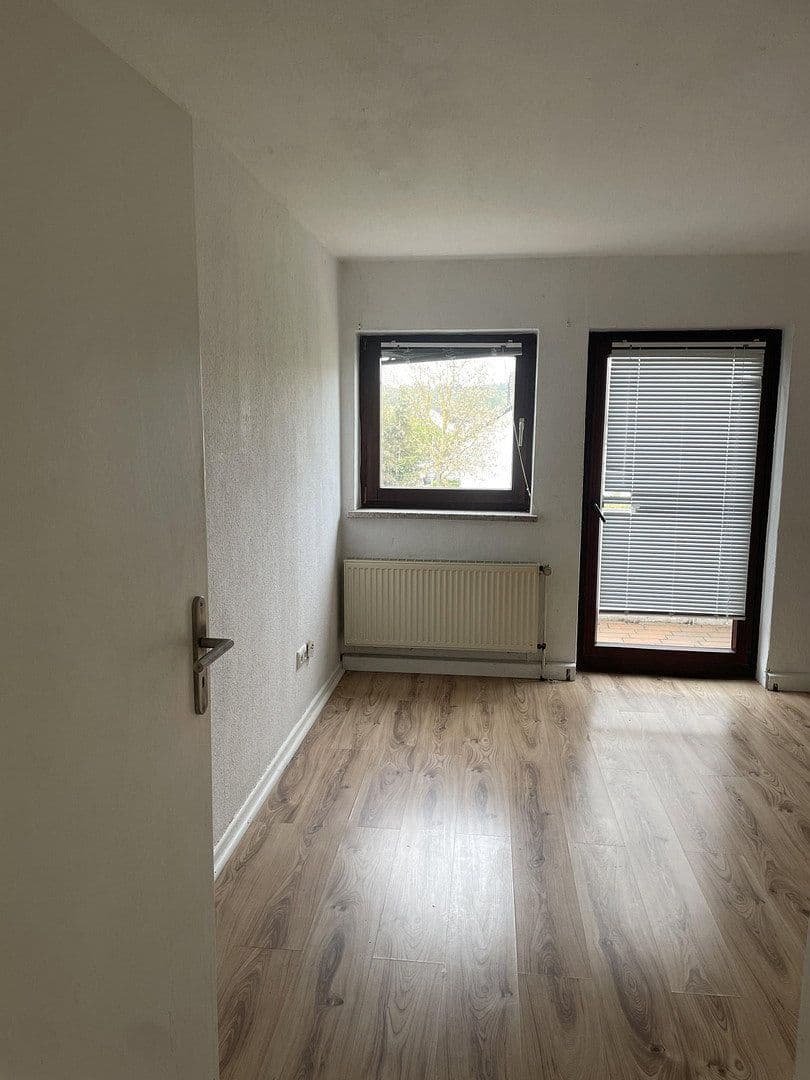 1 bedroom with open-plan kitchen flat to rent, 65 m², Forster Weg, Hamelin, Lower Saxony 1 bedroom with open-plan kitchen flat to rent, 65 m², Forster Weg, Hamelin, Lower Saxony