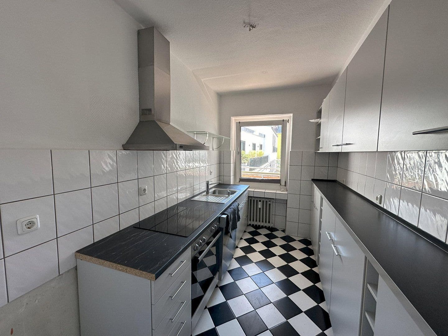 4 bedroom flat to rent, 135 m², Essen, North Rhine-Westphalia 4 bedroom flat to rent, 135 m², Essen, North Rhine-Westphalia