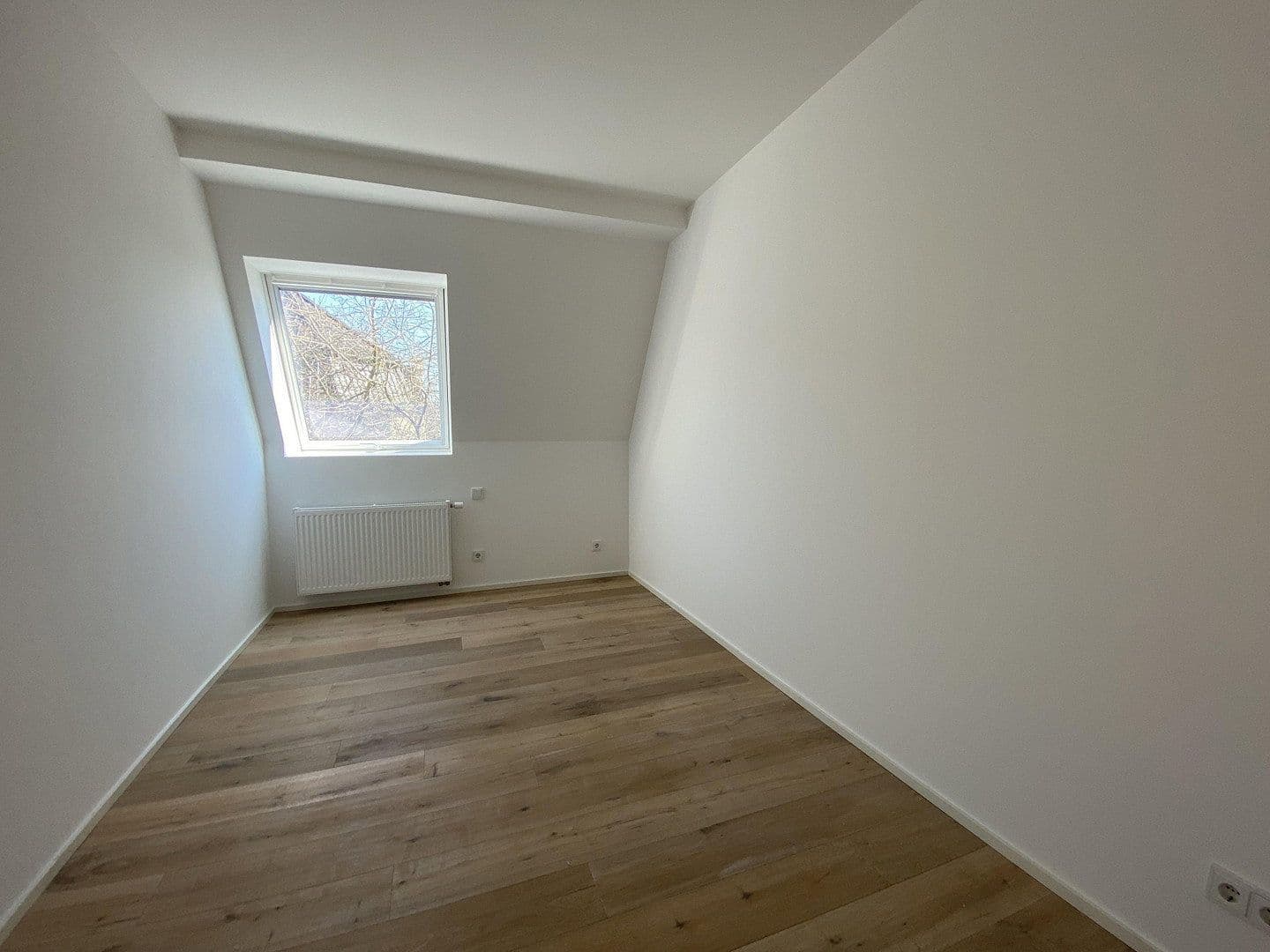 4 bedroom flat to rent, 185 m², Essen, North Rhine-Westphalia 4 bedroom flat to rent, 185 m², Essen, North Rhine-Westphalia
