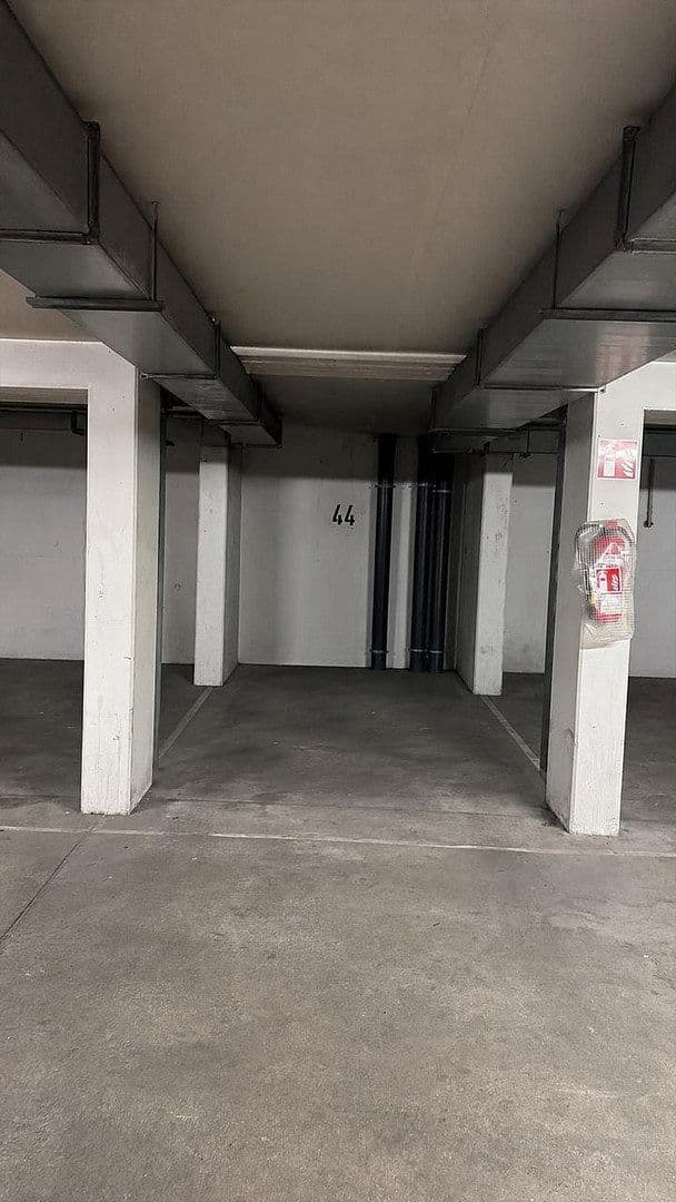 garage to rent, 0 m², Adelungstraße 39, Darmstadt, Hesse garage to rent, 0 m², Adelungstraße 39, Darmstadt, Hesse