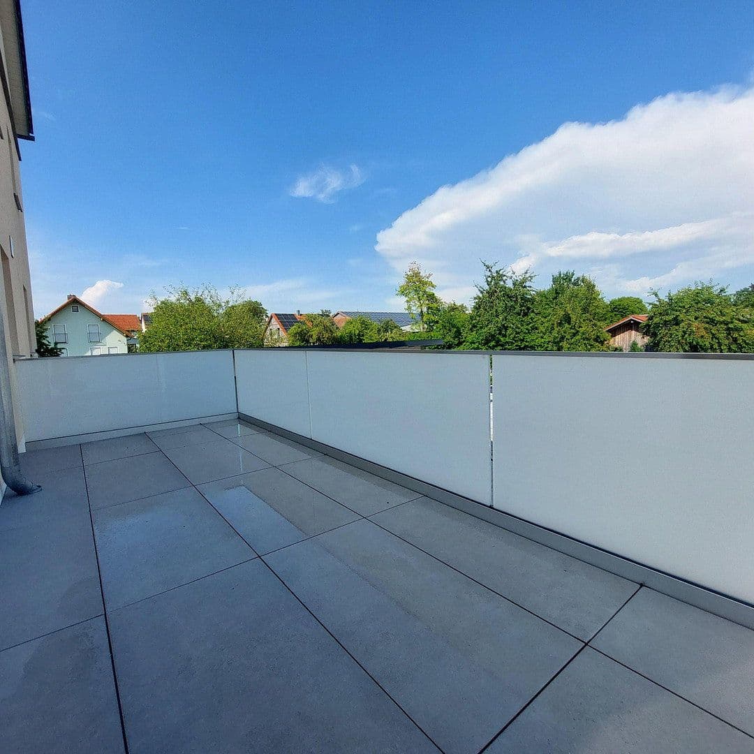 3 bedroom with open-plan kitchen flat to rent, 117 m², Hemau, Bavaria 3 bedroom with open-plan kitchen flat to rent, 117 m², Hemau, Bavaria