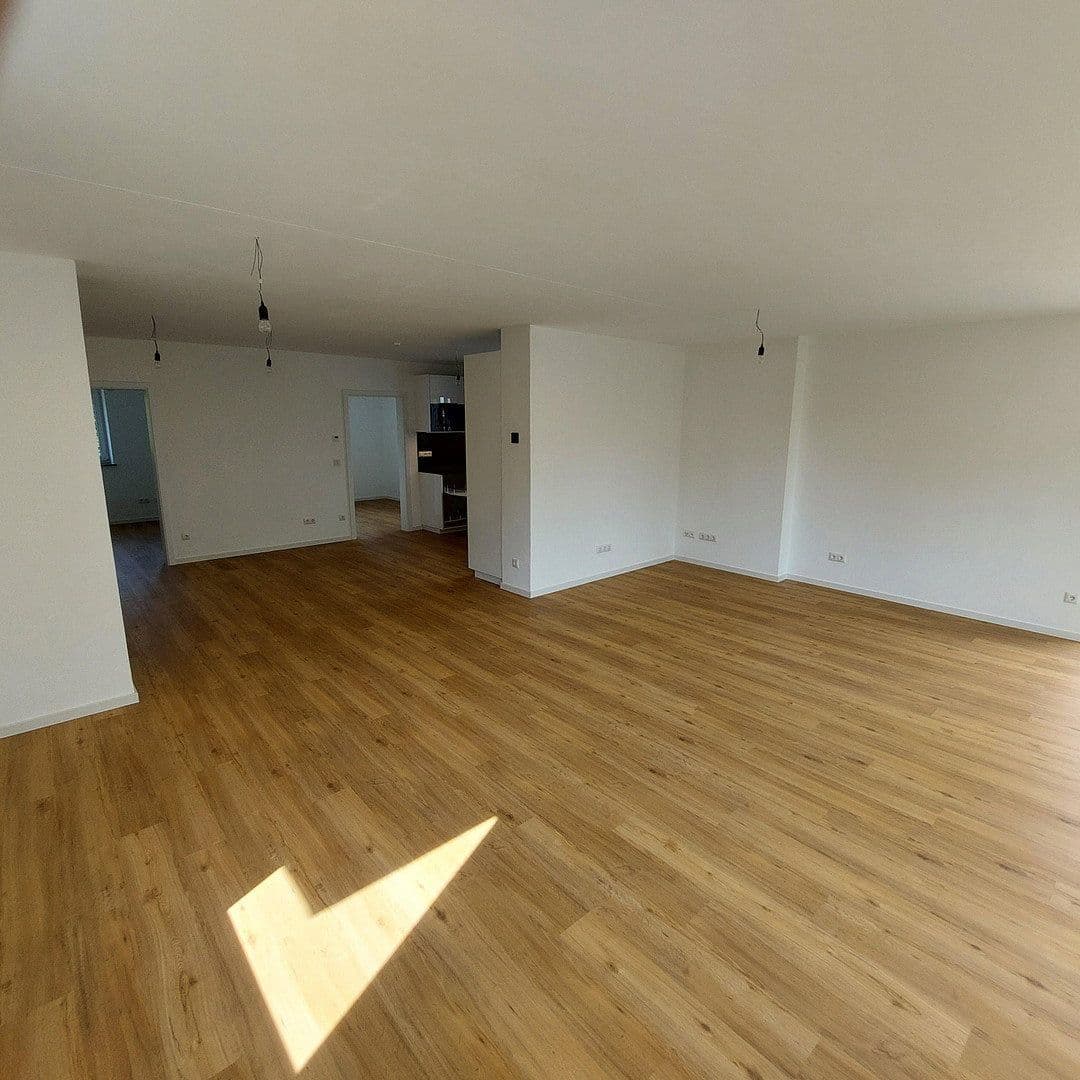 3 bedroom with open-plan kitchen flat to rent, 117 m², Hemau, Bavaria 3 bedroom with open-plan kitchen flat to rent, 117 m², Hemau, Bavaria